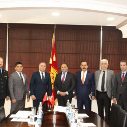 СҮРӨТ - Элчи Женгиз Камиль Фырат менен Бакир Таиров жолукту