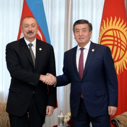 Азербайжан Республикасынын Президенти Ильхам Алиев Кыргыз Республикасынын Президенти Сооронбай Жээнбековду куттуктады