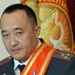 Генерал Данияр Абдыкаров "АЗИЯnews" гезитинен 10 миллион сом доолап жатат