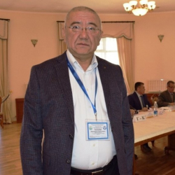 Иманкадыр Рысалиев: “Мегакомдун” башчысы Акылбек Жамангуловдун үстүнөн арызданам”