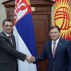 Төрага Дастанбек Жумабеков Сербия Элдик Скупщинасынын Төрагасынын орун басары Веролюб Арсич менен жолугушту