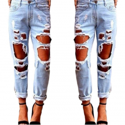 Адвокат тытылган джинсы кийген кыздарды зордуктоону сунуштады