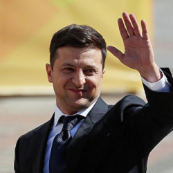 Зеленский мамлекет башчысы болору менен Раданы таратты