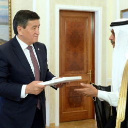  АУДИО - Президент Сооронбай Жээнбеков Сауд Арабиясынын Кыргызстандагы Элчиси Абдурахман бин Саид бин Мухаммад Аль-Жуманы кабыл алды