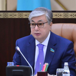 Транзитная смена власти перейдет на пик новых вершин развития