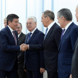  Сооронбай Жээнбеков: Кыргызстан ЖККУ алкагында регионалдык интеграцияны мындан ары тереңдетүү маселесине маани берет