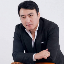 АУДИО - Гүлжигит Сатыбеков сүйгөн кызына жүрөктөн чыккан ырын арнады