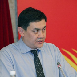 Санжар Муканбетов, экономика министри: "ЕАЭБдин алкагындагы мүмкүнчүлүгүбүздү толук кандуу пайдалана албай жатабыз"