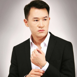 Акбар Кубанычбеков: " Чикаголук мекендештер поэзияга, кыргыз ырларына абадан суусашыптыр..."