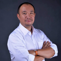 Алишер Мамасалиев: “Күзүндө реалдуу саясый күчтөр аянтка чыга башташат"