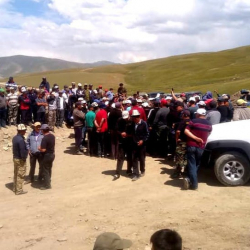 Медербек Шерметалиев: "20 кытай ооруканага түшүптүр. Келген инвестордун башы көзүн талкалап качыра берсек, бизге ким келет"