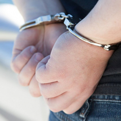 УКМК: Эсептөө палатасынын инспектору пара талап кылып "кылтакка" илинди