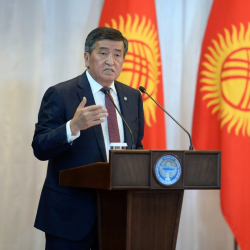 Президент Сооронбай Жээнбеков: "Мамлекеттик кызматка жеке байлык топтоо үчүн келбейт"