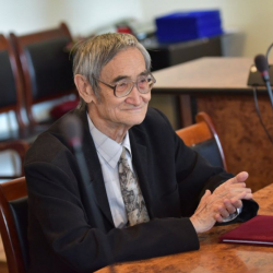 В результате болезни скончался экс-депутат Шукуров Эмиль Жапарович