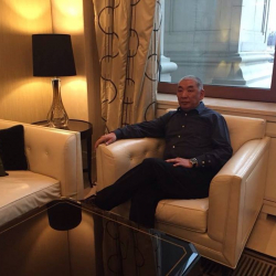 Урмат БАРКТАБАСОВ: “Садыр Жапаровду абактан бошотуп берүүңүздү суранат элем...” 