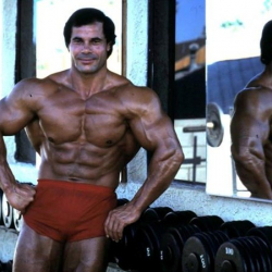 Шварценеггердин жакын досу каза болду