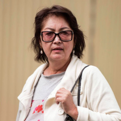 Раиса Атамбаева кайсы ишкерлерди колдоп келген?