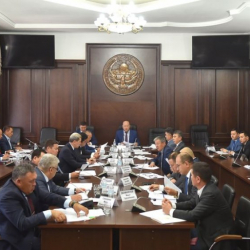 Кой-Таш окуясы: комиссиянын жыйынына Асель Кодуранова, Равшан Жээнбеков, Курсан Асанов чакырылат