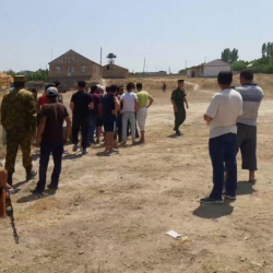 Чек арадагы чыр-чатак. Киши өлтүрүү беренеси боюнча кылмыш иши козголду