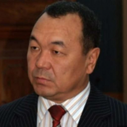 Кубанычбек Исабеков кыргызстандыктарды эне тили күнү менен куттуктады