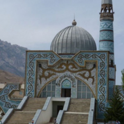 Чотоев: Мечит салууга чектөө киргизүү маселеси чечиле элек