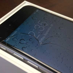 Сынык айфон үчүн эки кыз студент жигитти зордуктап салышты