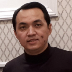 Эрнис Кыязов, таш баканы учуруп, кайра жерге кондурду