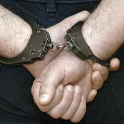 Педофилияга шектелип 34 жаштагы Токмок шаарынын тургуну кармалды