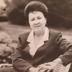 Белгилүү телережиссер Умтул Орозова дүйнө салды