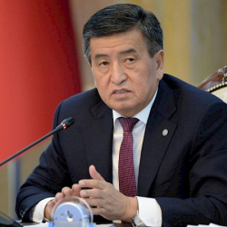 Эки жыл эмне берди? Же Сооронбай Жээнбековдун президенттикке шайланышынын эки жылдыгына байланыштуу ойлор