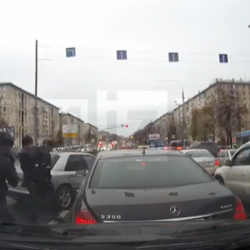 ВИДЕО - 27 секундда 300 миң доллар карактап кетишти