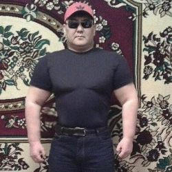 Нурлан Мотуев: "Камчынын таасири деле калбаптыр. Батукаевден бийлик чочулап, түрмө жетекчилери коркуп турушчу”