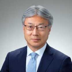 Маэда Сигэки, элчи: “Кыргыз мамлекетинин жыргалчылыгына иштөө - мени кубанычка бөлөйт”