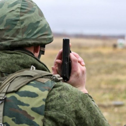 Орусияда жоокер өзү менен кошо кызмат өтөгөн 8 жоокерди атып өлтүрдү