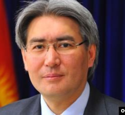 Экс-премьер Муралиевдин уулу абактан чыгып кетти