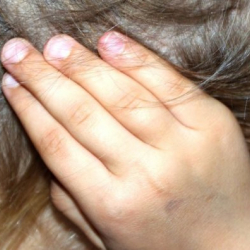 9 жаштагы жээнин зордуктаган киши 16 жылга соттолду