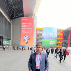 ФОТО - Ахматбек Келдибеков Шанхайда эмне кылып жүрөт?