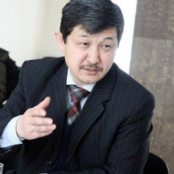 Табылды Акеров: "Кыргызстанда кыргыз тилинин маселеси толук кандуу чечиле элек. Себеби?"