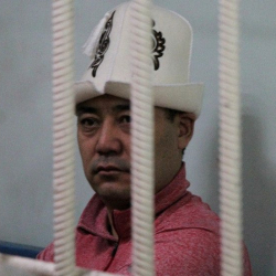 Садыр Жапаров өз күнөөсүн мойнуна алдыбы?