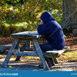 ТАГДЫР: "Телефондун кесепетинен оорукчан адамга айландым"