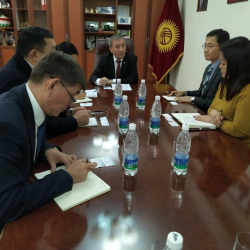Министр Эркинбек Чодуев “Korea Eximbank” банкынын Ташкент шаарындагы жетекчиси Чо Ингю менен жолукту