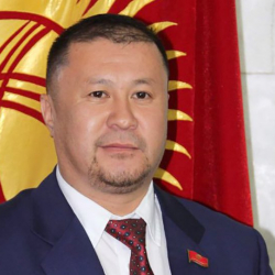 "Балыкчы балыкчыны алыстан тааныйт"