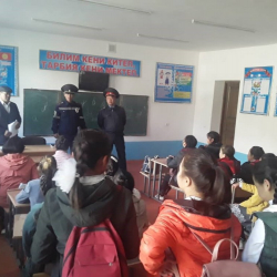 Майлуу-Сууда өспүрүмдөр менен семинар өткөрүлдү