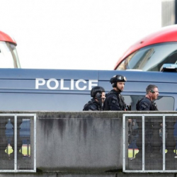 ВИДЕО - Элге бычак шилтеген киши атып өлтүрүлдү