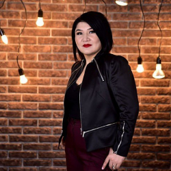 Замира Молдошева: “Ар бир шеринебиз белгилүү инсандарга арналат”