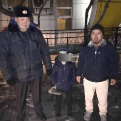 Милиция кызматкерлери  жоголуп кеткен мектеп окуучусун табууга жардам беришти