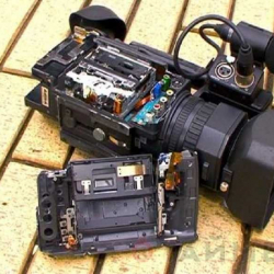 Бишкекте тележурналисттерге кол салуу болду