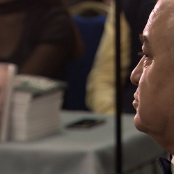 Көпчүлүгүбүз ишенген Өмүрбек Текебаевдин уурулугу кантип ашкереленди?