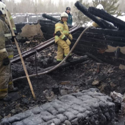 Орусияда өрттөн мерт болгон он өзбекстандыктын сөөгү мекенине жеткирилди