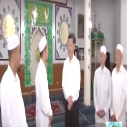 ВИДЕО- Кытайдын мамлекет башчысы мусулмандардан кечирим сурап, коронавируска каршы дуба кылууну сурадыбы?